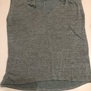 Soft sleeveless top,